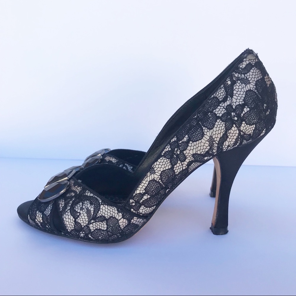 White House Black Market • Black Lace Pumps 7 1/2